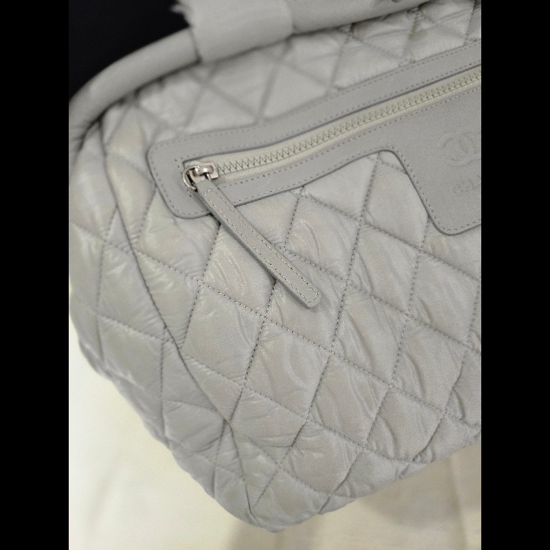 Chanel 香奈兒 極美灰銀色 Coco Cocoon 尼龍醫生包  肩背包 手提包-16