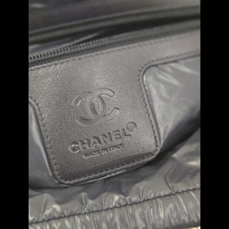Chanel 香奈兒 極美灰銀色 Coco Cocoon 尼龍醫生包  肩背包 手提包-26