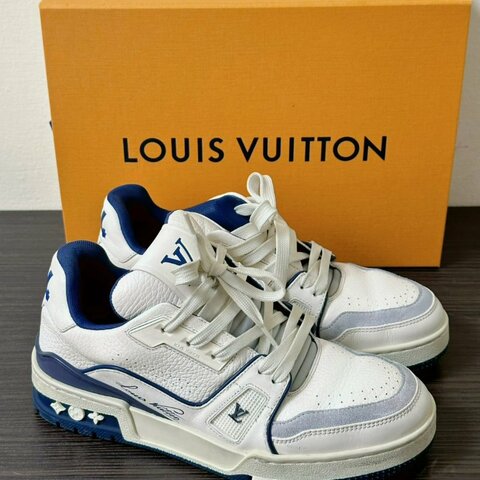 💎Han's house精品服飾💎 LV TRAINER 藍白色運動鞋 1ABFAA 八成新