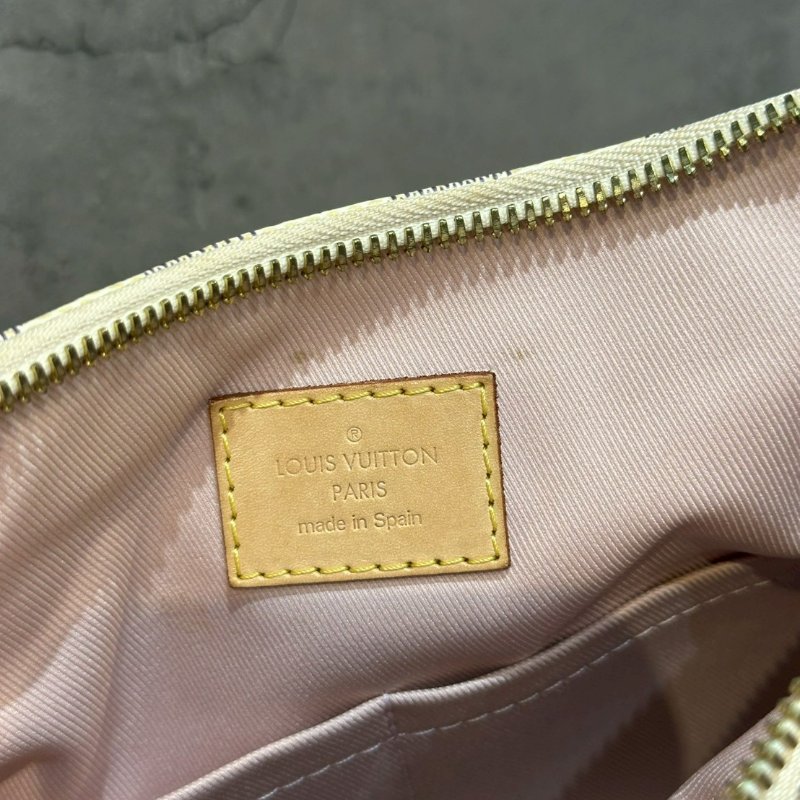 💎Han's house精品服飾💎LV  Damier Azur Lymington 手提包 斜背包 N40022-11