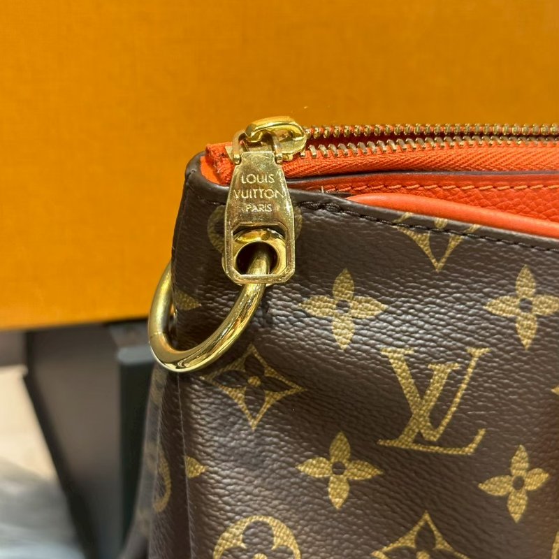 💎Han's house精品服飾💎 LOUIS VUITTON Pallas LV 手提包 M41175 肩背包-1