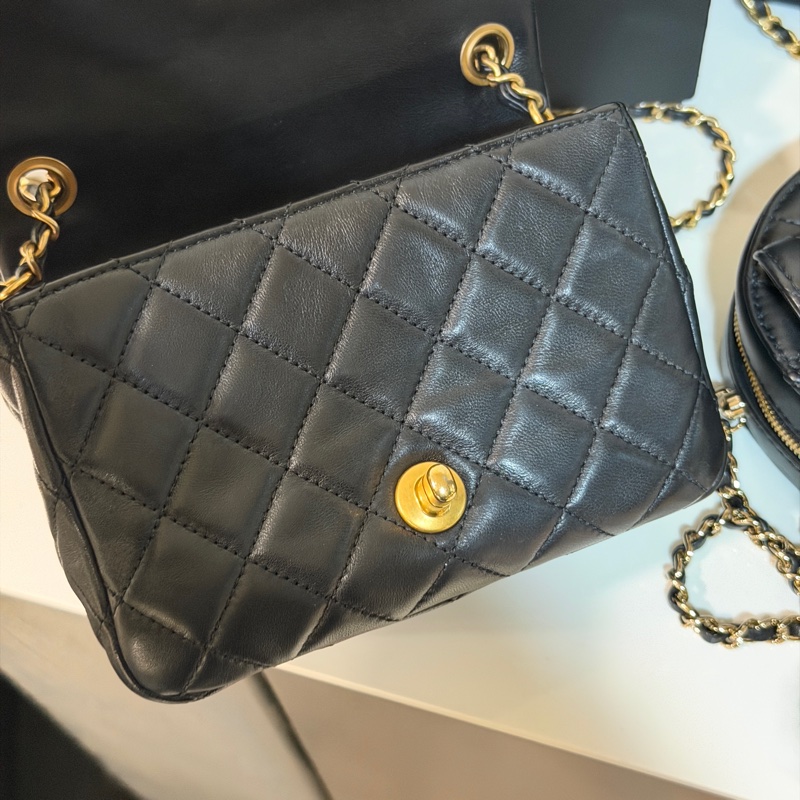 全新全配❤️晶片❤️ 香奈兒 #黑金 #金球 #方胖子 #cf17-9