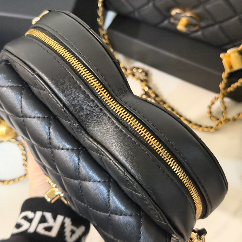 全新全配❤️晶片❤️ 香奈兒 #黑金 #愛心包 #大號 #大愛心-9