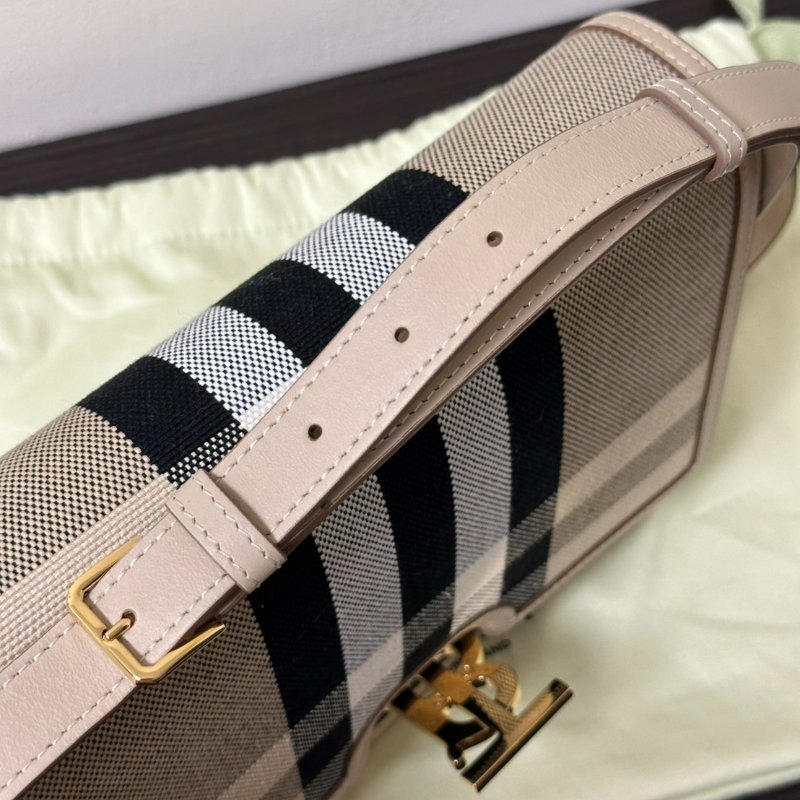 💎Han's house精品服飾💎 Burberry 經典格紋帆布包 側背包-2