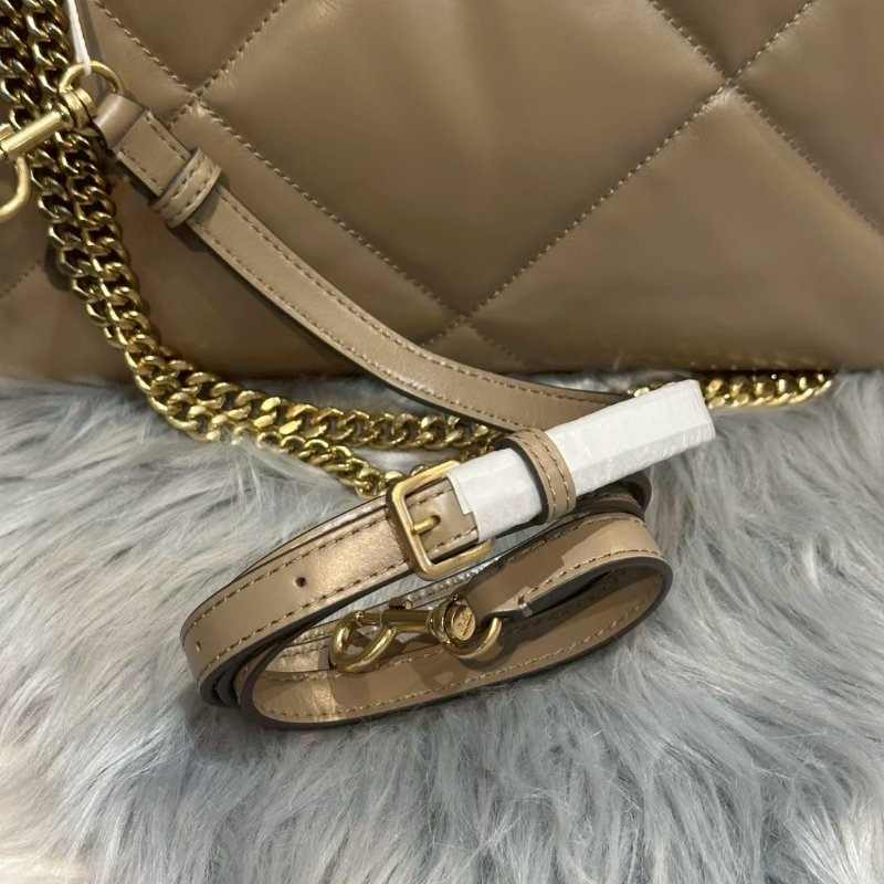 💎Han's house精品服飾💎Tory Burch 奶茶裸色 雲朵包 肩背包 側背包-4