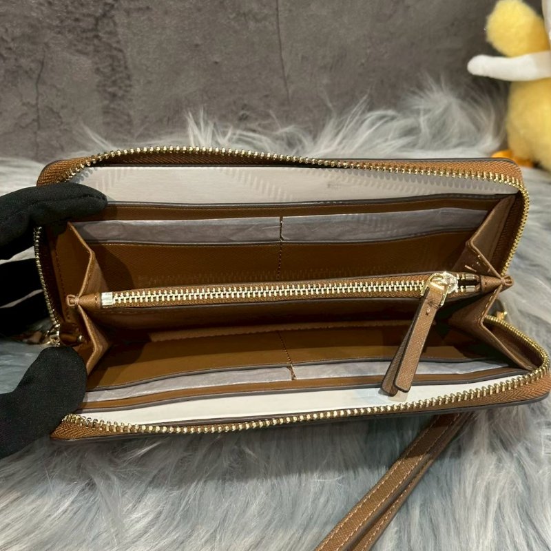 💎Han's house精品服飾💎TORY BURCH EmersonTB logo防刮牛皮手拿式拉鍊長夾-4