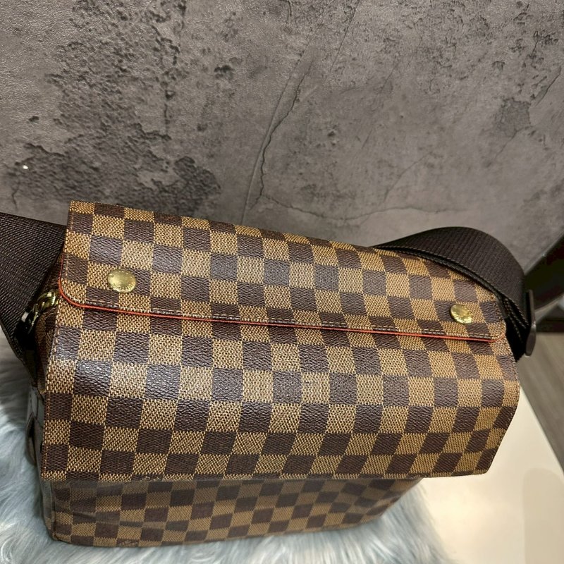 💎Han's house精品服飾💎LOUIS VUITTON LV側背包 N45255-1