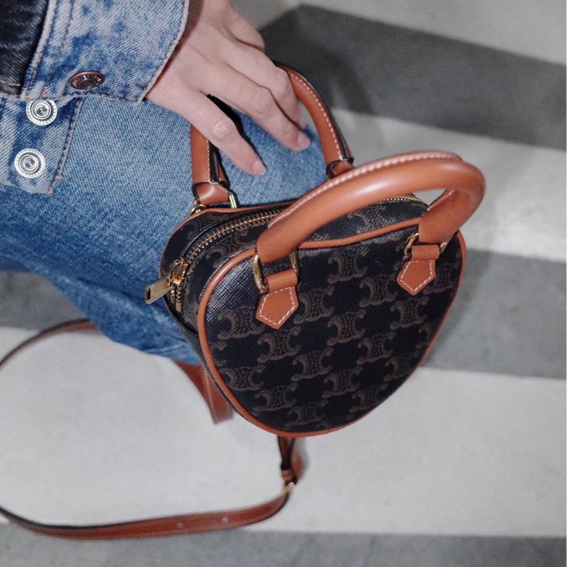 99新🈶台灣購證❤️ celine #老花 #愛心包 #斜背包 #小廢包-3