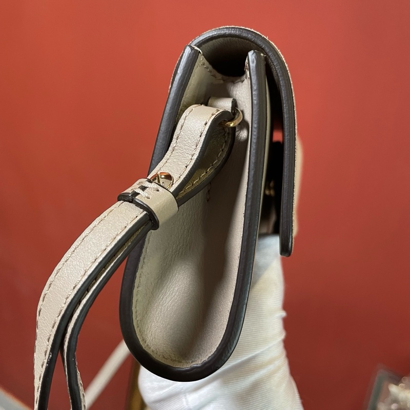 Chloe蔻依 faye大象灰麂皮圓環包迷你✨-17