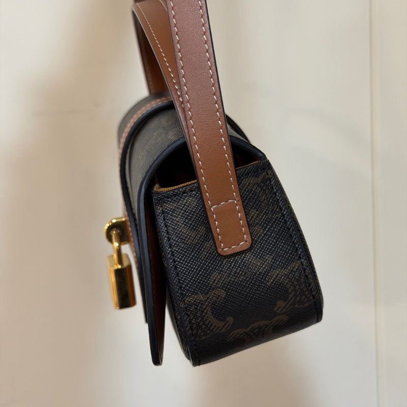 全新全配❤️ celine #老花 #肩背包 #鎖頭腋下包 #lisa同款-9