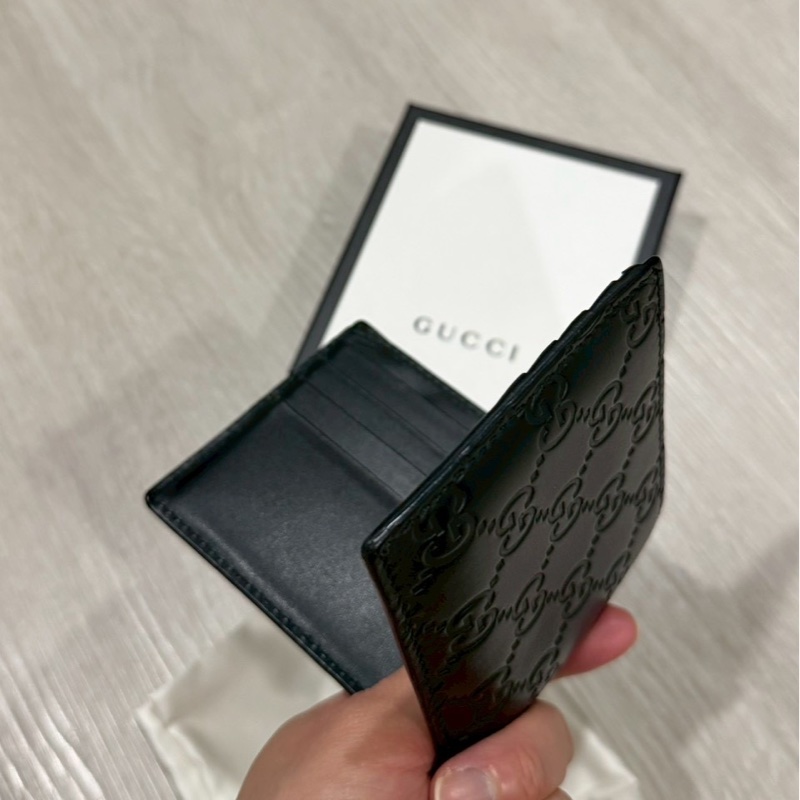 GUCCI黑色雙G壓紋 男短夾-10