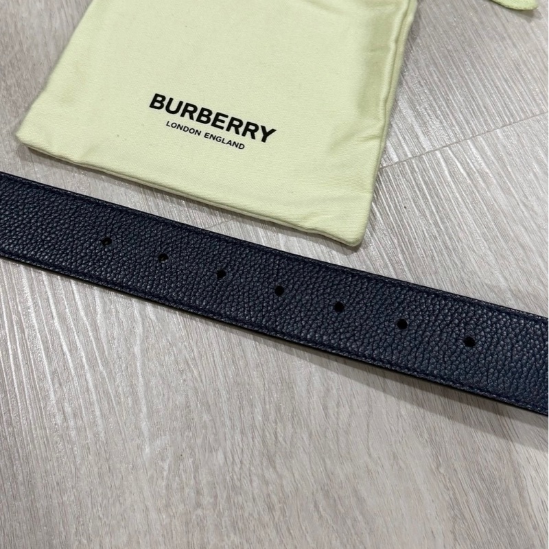 BURBERRY男用雙面皮帶 尺寸95-4