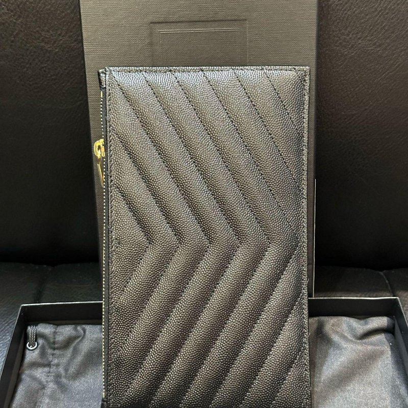 💎Han's house精品服飾💎YSL SAINT LAURENT MONOGRAM 荔枝牛皮手拿包 義大利製 636312-5