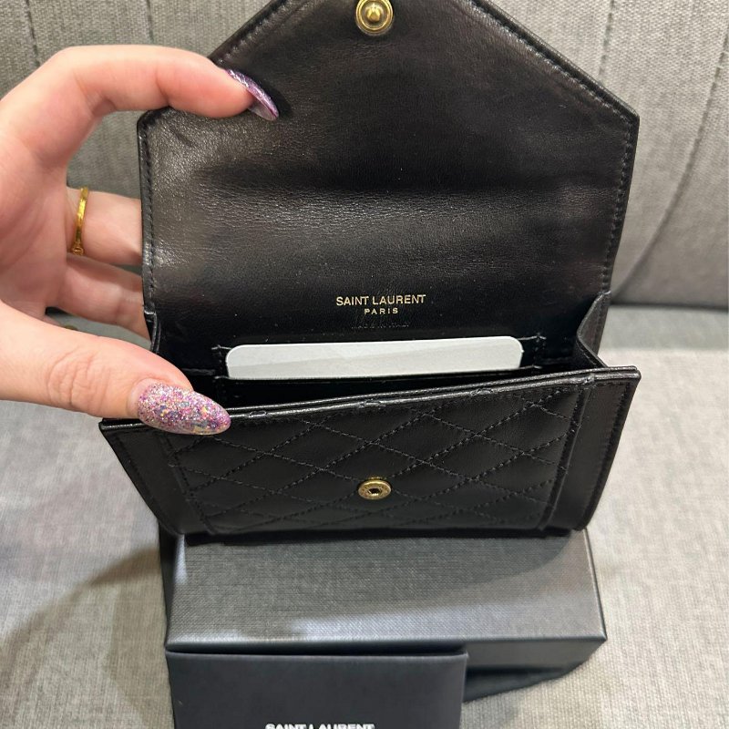 💎Han's house精品服飾💎SAINT LAURENT YSL 信封 卡包 義大利製 現貨 原價23200-3