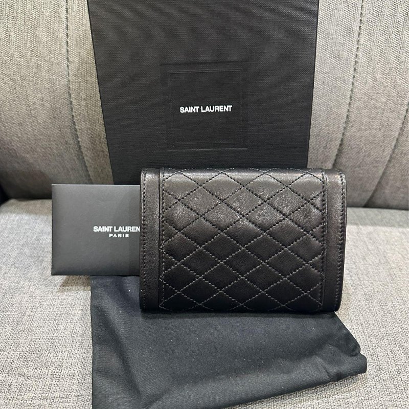 💎Han's house精品服飾💎SAINT LAURENT YSL 信封 卡包 義大利製 現貨 原價23200-5