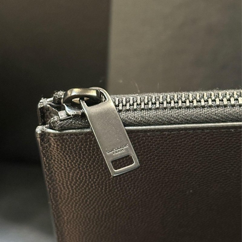 💎Han's house精品服飾💎SAINT LAURENT 手拿包 YSL 義大利製 25x35x1-4