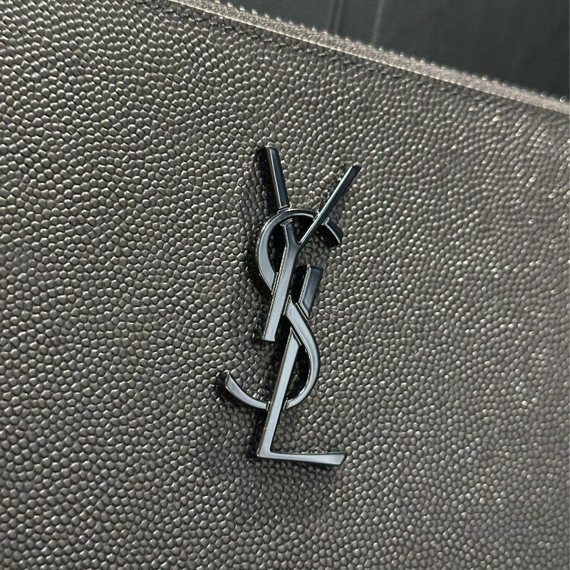 💎Han's house精品服飾💎SAINT LAURENT 手拿包 YSL 義大利製 25x35x1-5