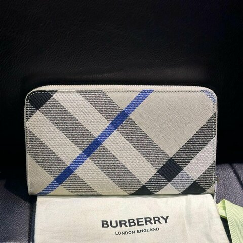 💎Han's house精品服飾💎Burberry 格紋 拉鍊 長夾