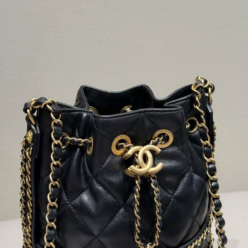 Chanel 黑金 限量 抽繩 水桶包菠蘿金幣滾邊鏈條16.5*19*11.5cm 99新配件塵袋 購證 保卡-3