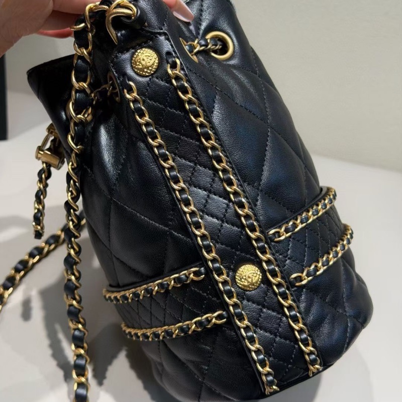 Chanel 黑金 限量 抽繩 水桶包菠蘿金幣滾邊鏈條16.5*19*11.5cm 99新配件塵袋 購證 保卡-4