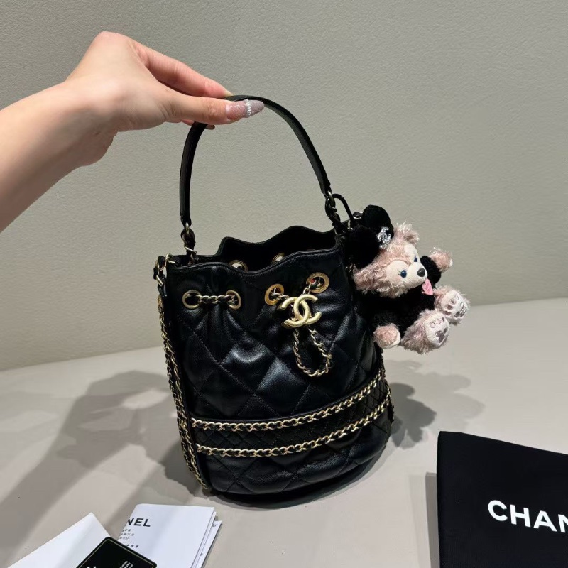 Chanel 黑金 限量 抽繩 水桶包菠蘿金幣滾邊鏈條16.5*19*11.5cm 99新配件塵袋 購證 保卡-5
