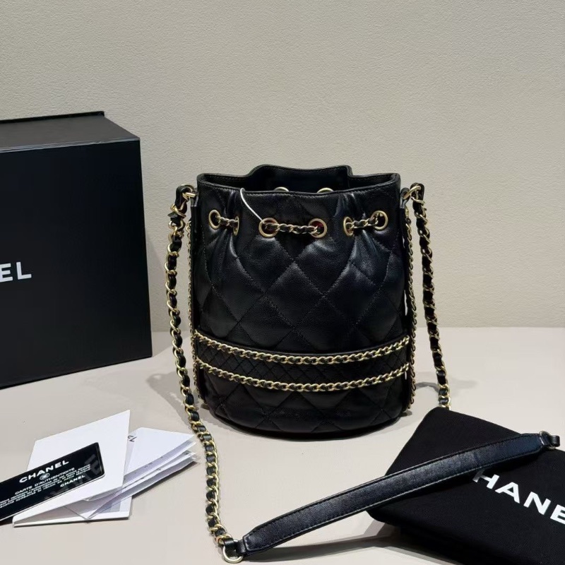 Chanel 黑金 限量 抽繩 水桶包菠蘿金幣滾邊鏈條16.5*19*11.5cm 99新配件塵袋 購證 保卡-7