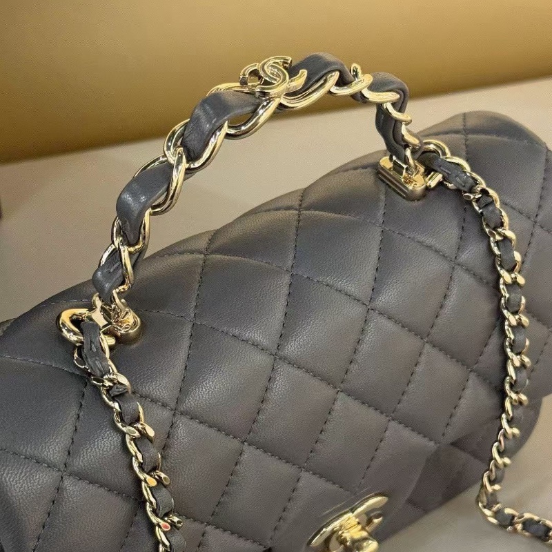 Chanel 深灰 雙C手柄 大mini 芯片款 20*13cm 99新配件盒子塵袋-4