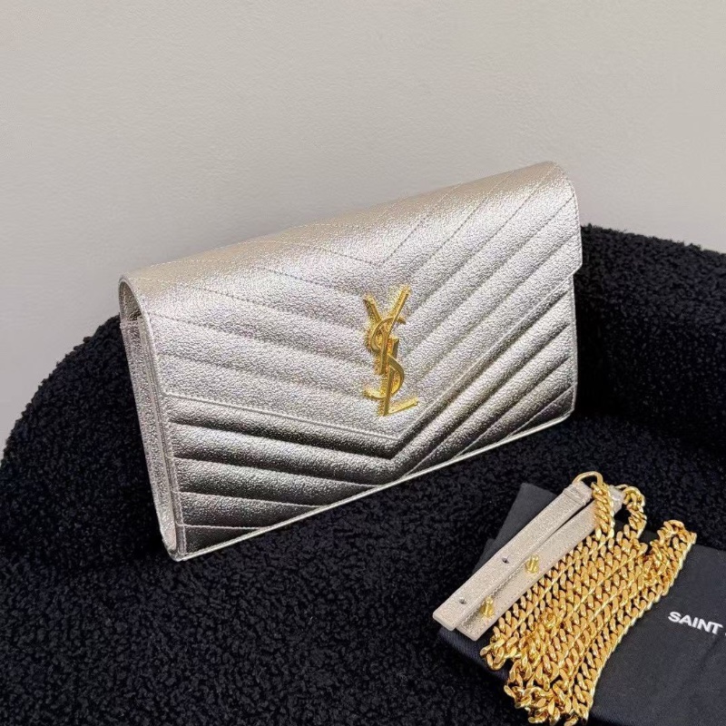 YSL Monogramme 信封包 V紋 牛皮  香檳金22.5*15*4cm 99新配件塵袋-4