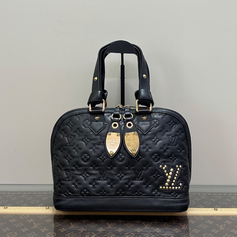 LV 限定款黑金壓花卯釘手提貝殼包29.5*24*15.5 98新配件塵袋 包撐-1