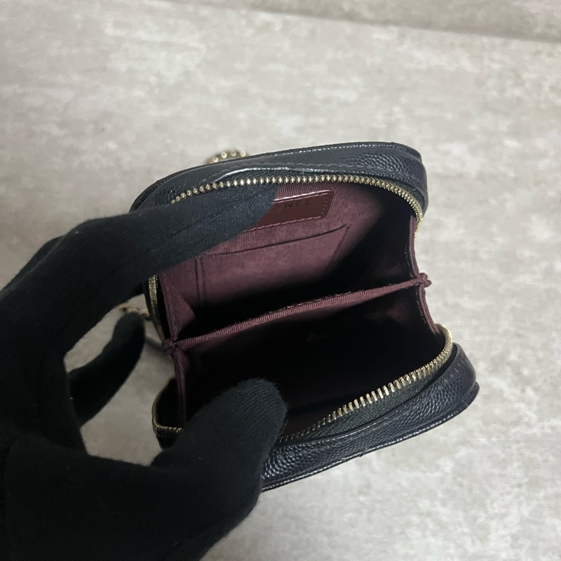 正品 Chanel 經典黑金荔枝牛皮手機包-8