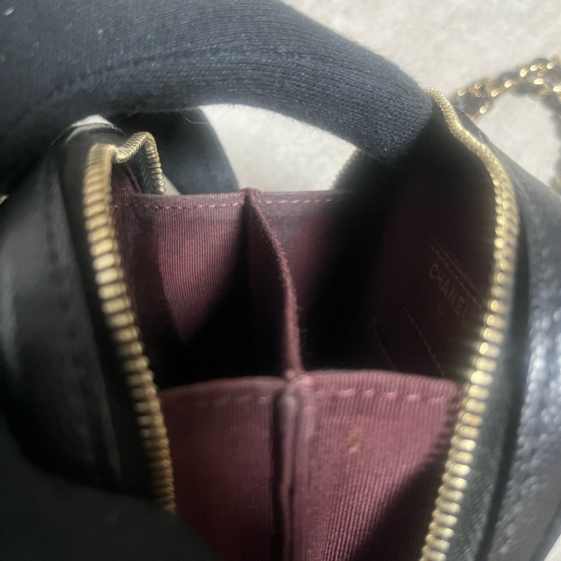 正品 Chanel 經典黑金荔枝牛皮手機包-13