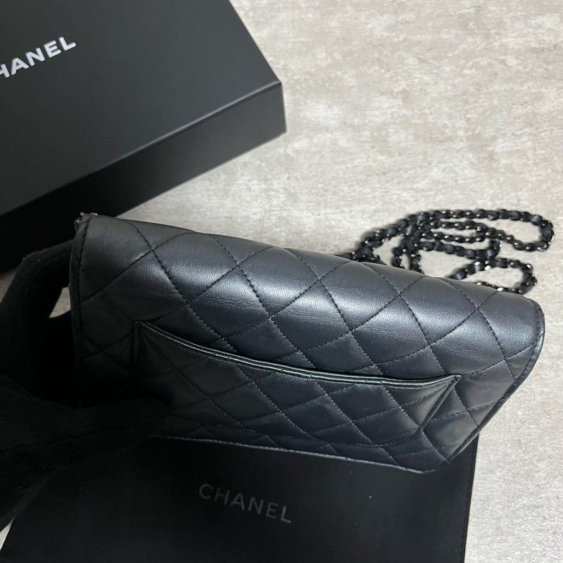 正品 限量Chanel woc 黑釦羊皮-9