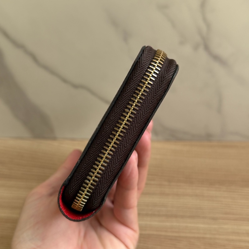 LV 老花ㄇ拉長夾-3