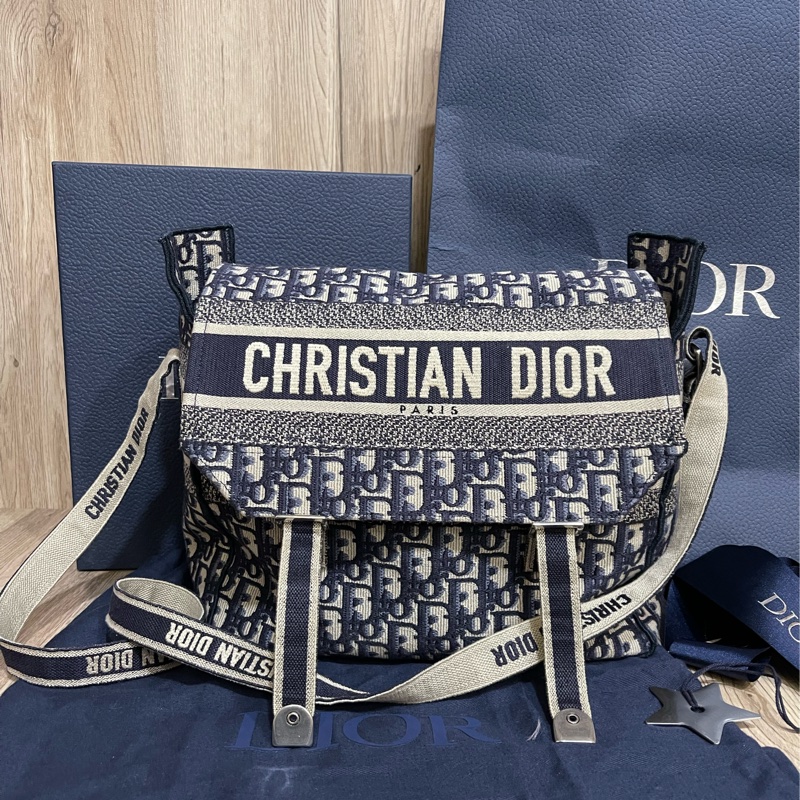 Dior經典緹花郵差包（台灣專櫃購入）目前原價13萬5000-0