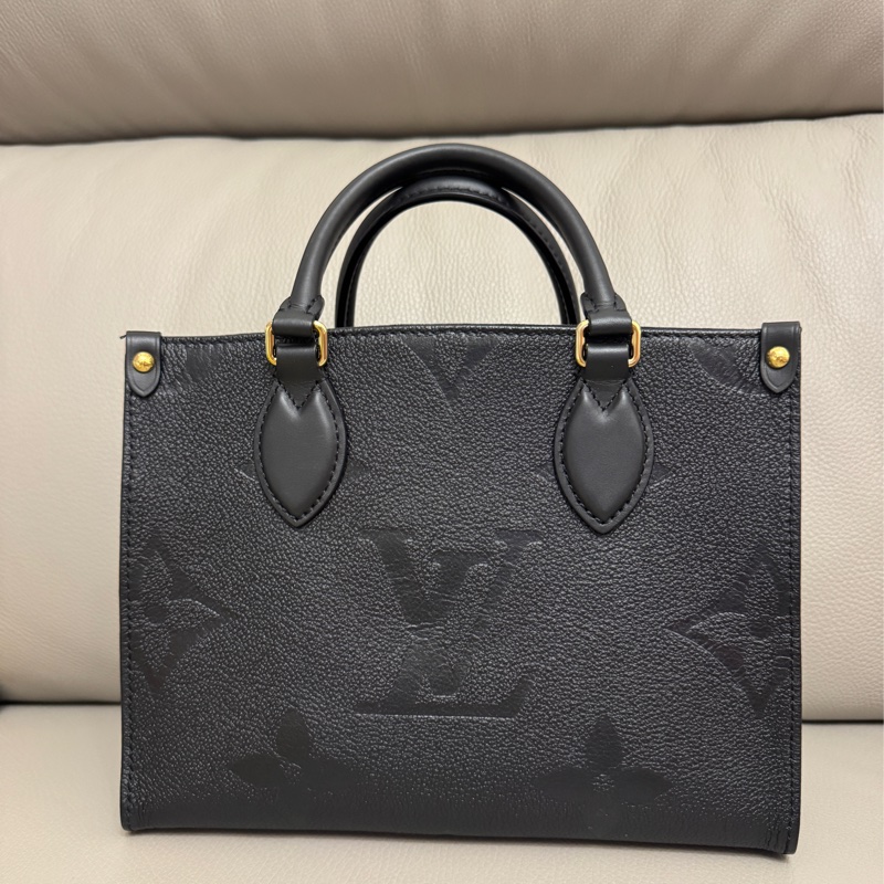 LV OnTheGo PM 黑色 LOUIS VUITTON-0