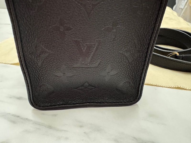 LV OnTheGo PM 黑色 LOUIS VUITTON-2