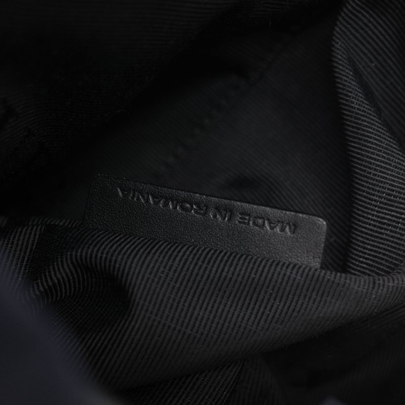 Burberry 巴寶莉 The Rucksack 墨藍色軍用級 尼龍標誌 中性軍旅背包-33