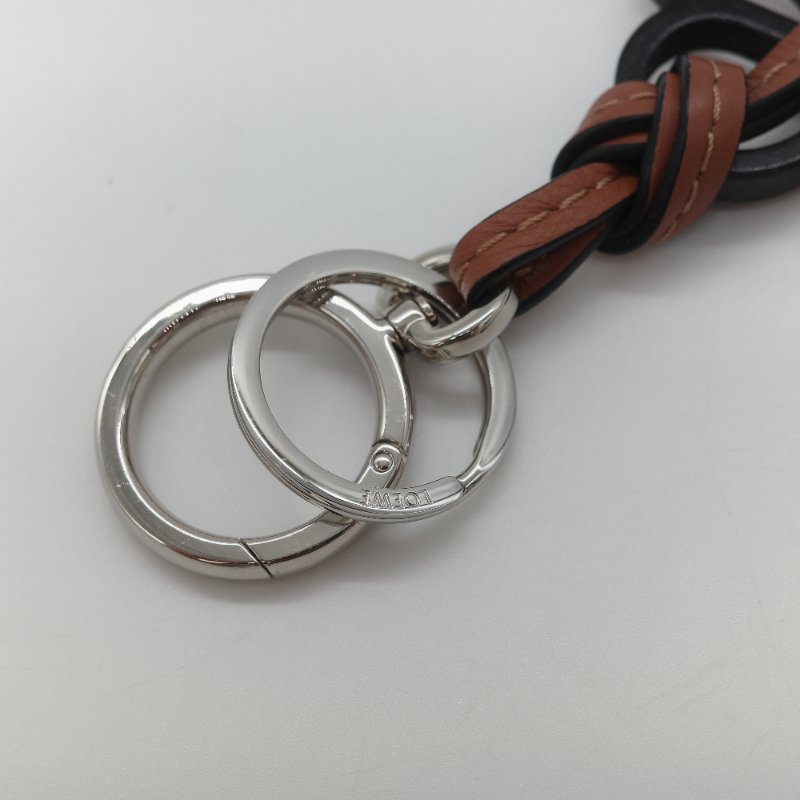 Loewe 羅威 Anagram 棕色 經典小牛皮 掛飾-3