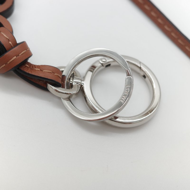 Loewe 羅威 Anagram 棕色 經典小牛皮 掛飾-5