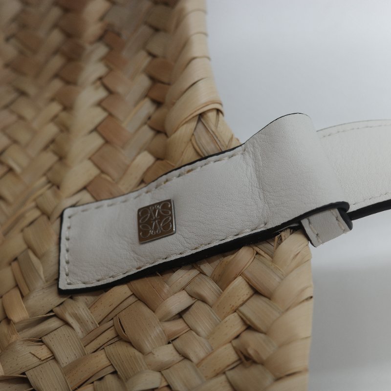 Loewe 羅威 Basket 原色棕櫚葉 白色小牛皮拼接中型編織托特包-17