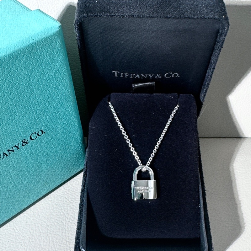 TIFFANY蒂芙尼 18K白金滿鑽鎖頭項鍊-1