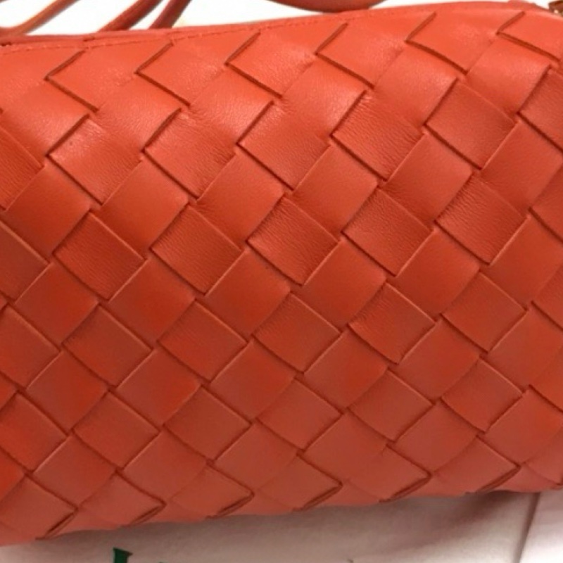 Bottega Veneta Loop-1