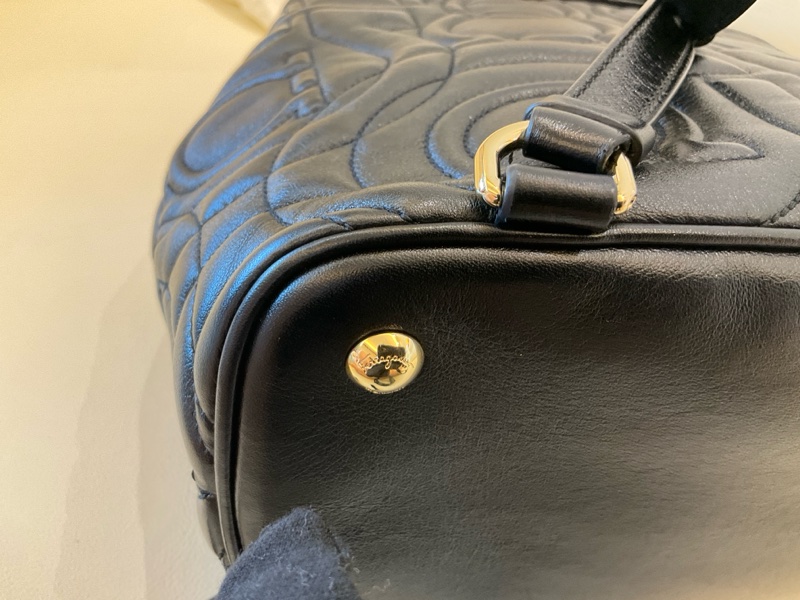 Salvatore Ferragamo LOGO 壓印皮革 後背包-10