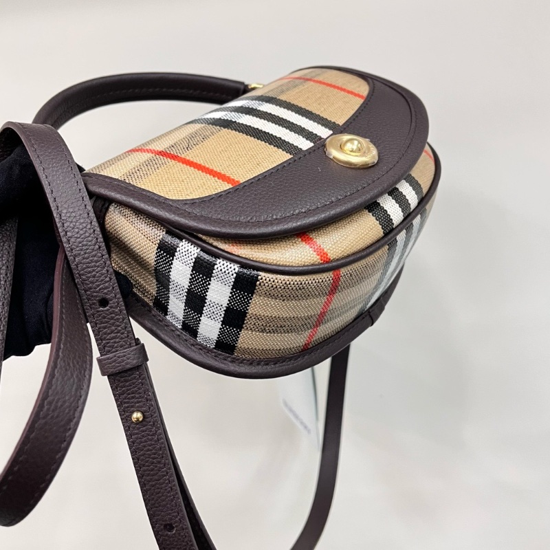 Burberry highland ( 8112240 )-2