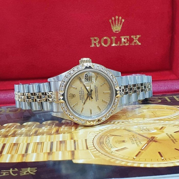 【大眾名錶】ROLEX 勞力士 69173 Datejust 蠔式女錶 金面條紋 後加金字塔鑽圈 大眾名錶B1112-4