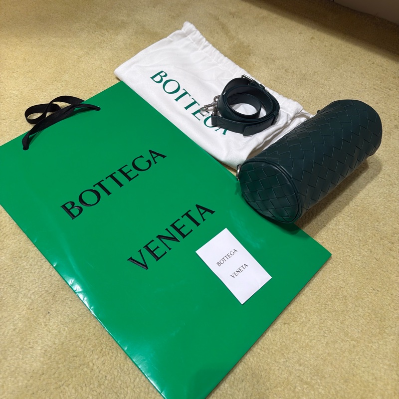 全新BOTTEGA VENETA Intrecciato 桶形斜背單肩包 BV-12
