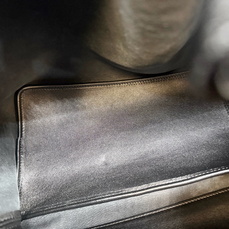 LOEWE✨黑小羊皮Squeeze HOBO BAG-12