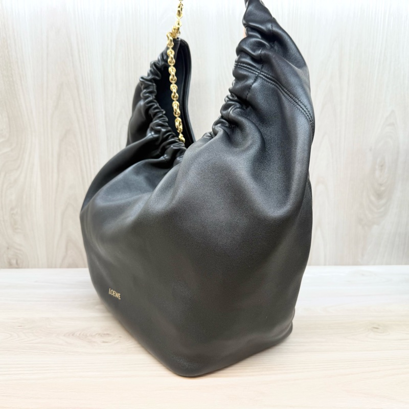 LOEWE✨黑小羊皮Squeeze HOBO BAG-23