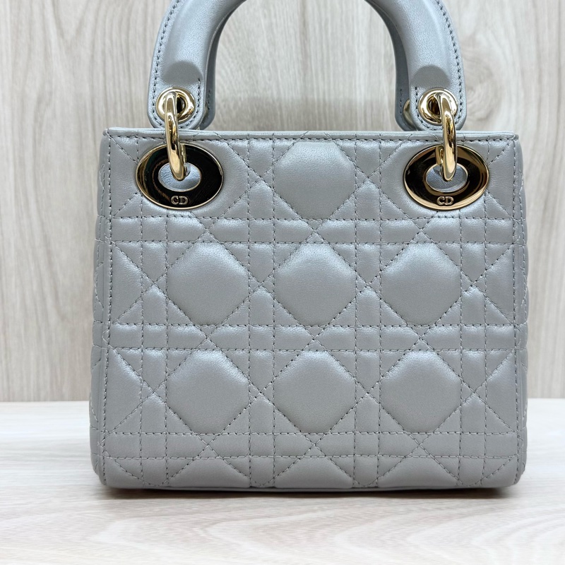 DIOR✨蛋白石灰MINI LADY DIOR黛妃包-16