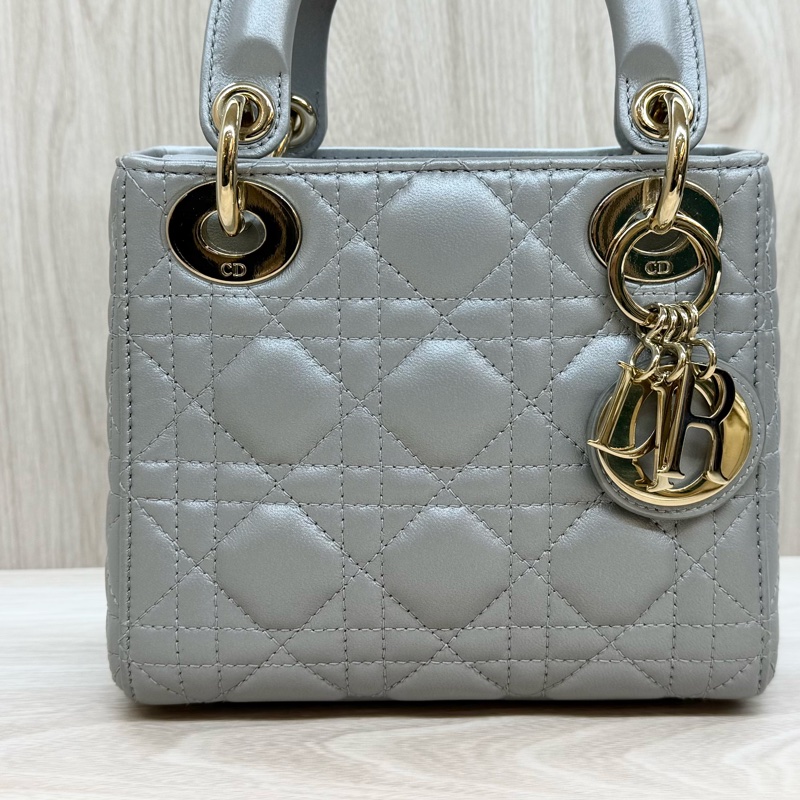 DIOR✨蛋白石灰MINI LADY DIOR黛妃包-17